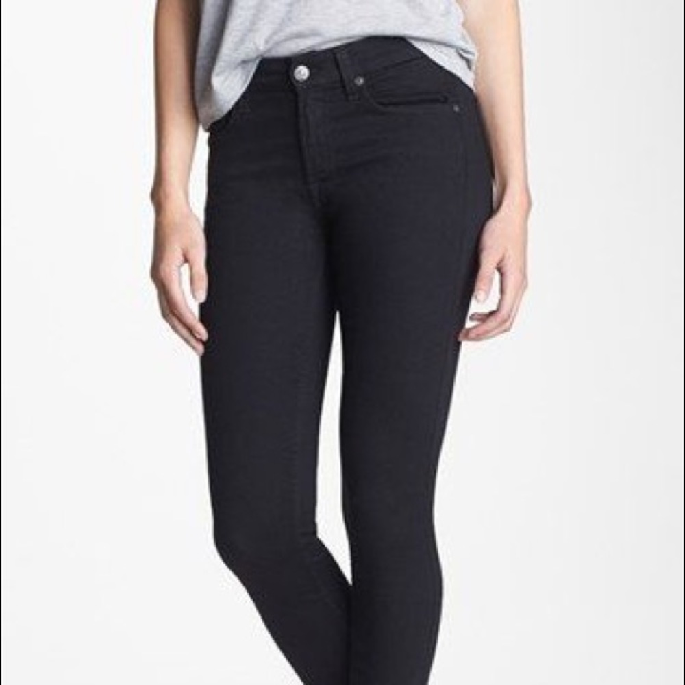 7 For All Mankind High Waisted Skinny Jeans - 28